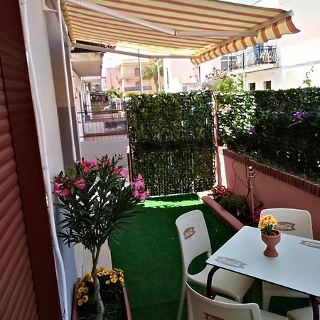 Holiday House Marlin Giardini Naxos Exterior photo