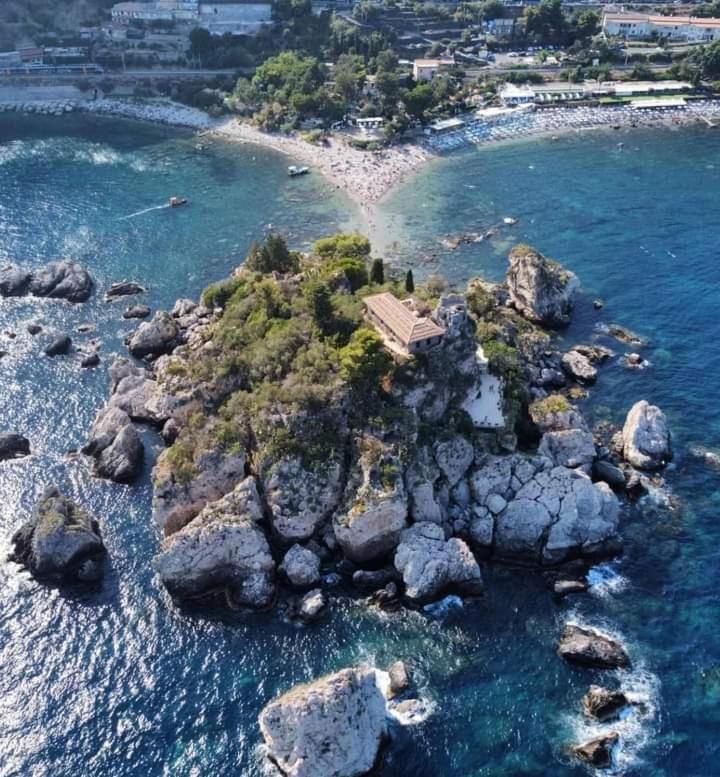 Holiday House Marlin Giardini Naxos Exterior photo